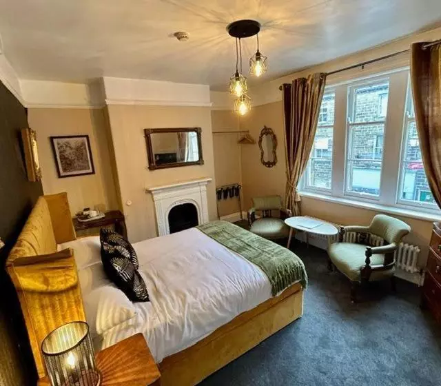 Bed and Breakfast The Old Registry Guest House