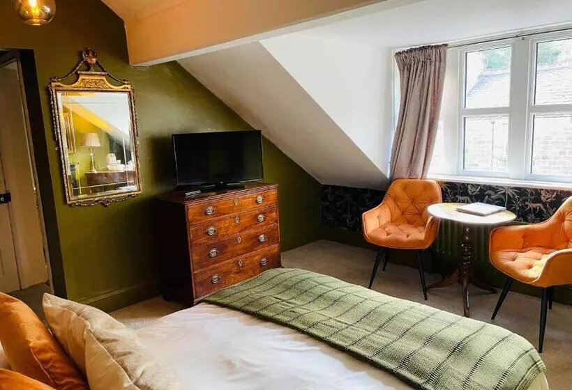 Bed and Breakfast The Old Registry Guest House