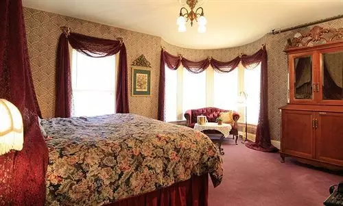 住宿加早餐  Grand Victorian Inn