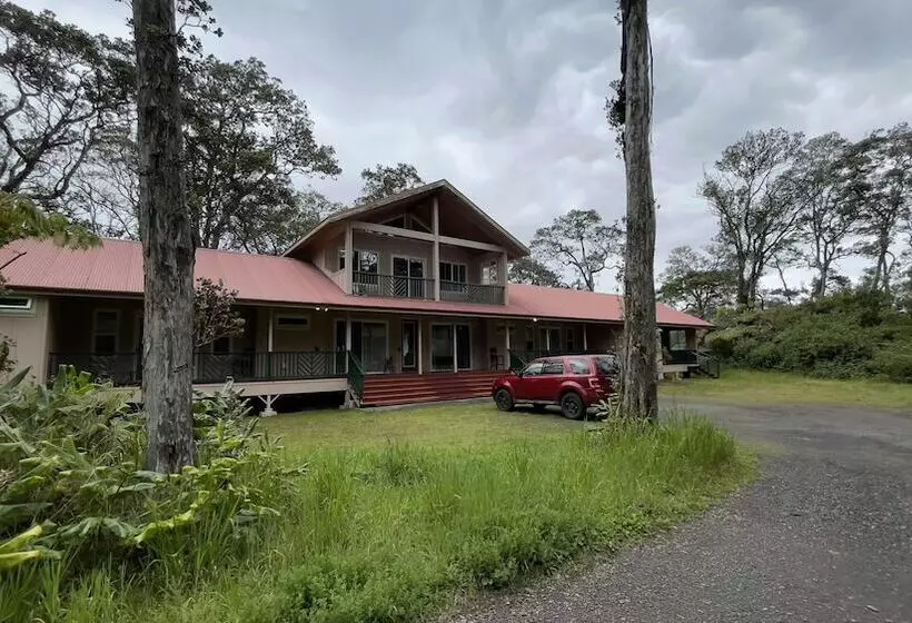 Aamiaismajoitus (B&B) Volcano Forest Inn