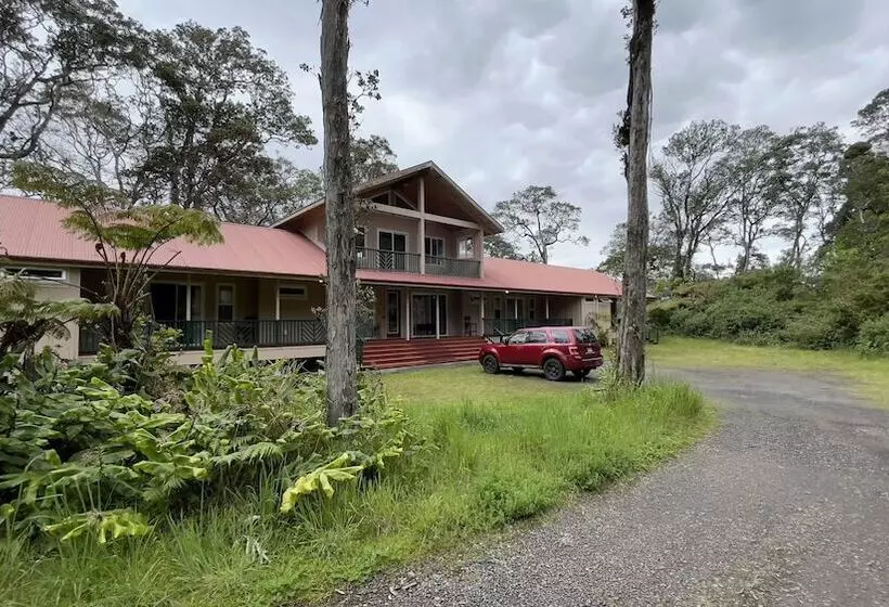 Aamiaismajoitus (B&B) Volcano Forest Inn