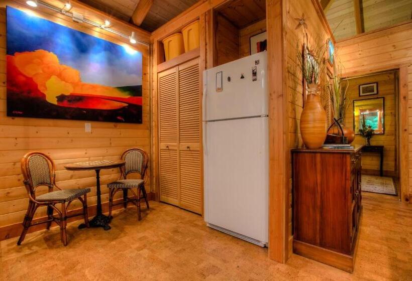 مبيت وإفطار Volcano Mist Cottage