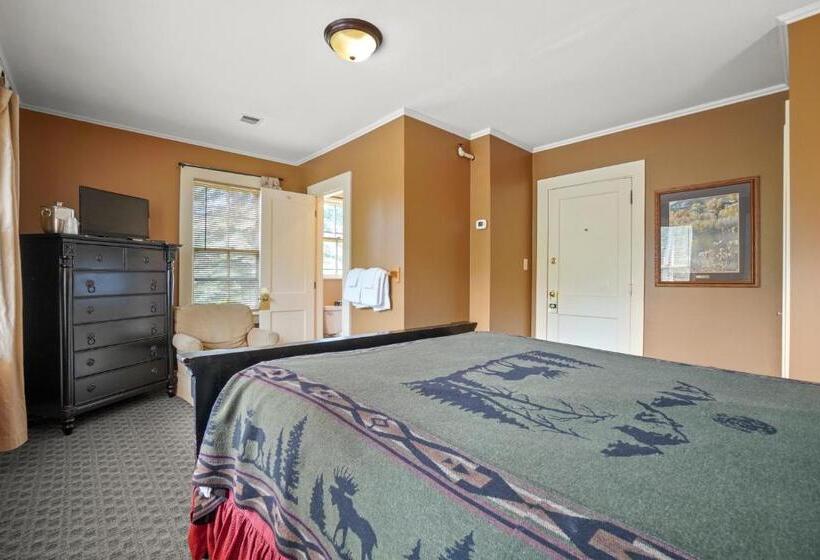 Bed and Breakfast The Whitney S Inn At Jackson