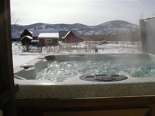 Bed and Breakfast Woodland Farmhouse Inn