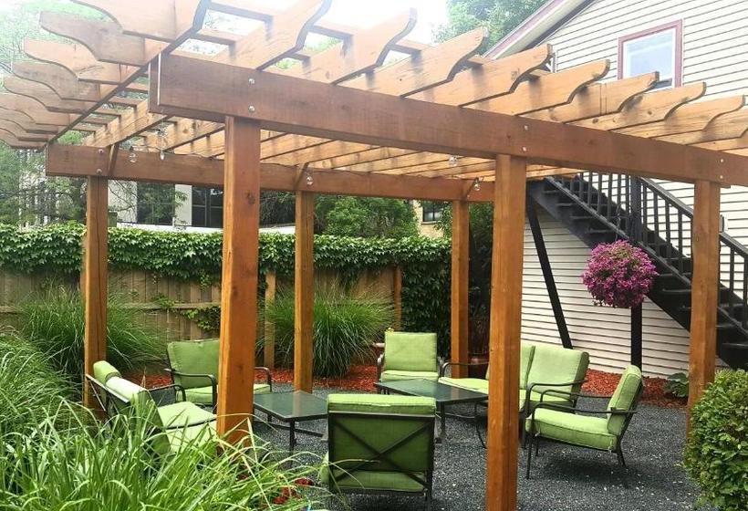 Brayton Bed And Breakfast