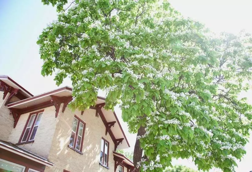 Brayton Bed And Breakfast