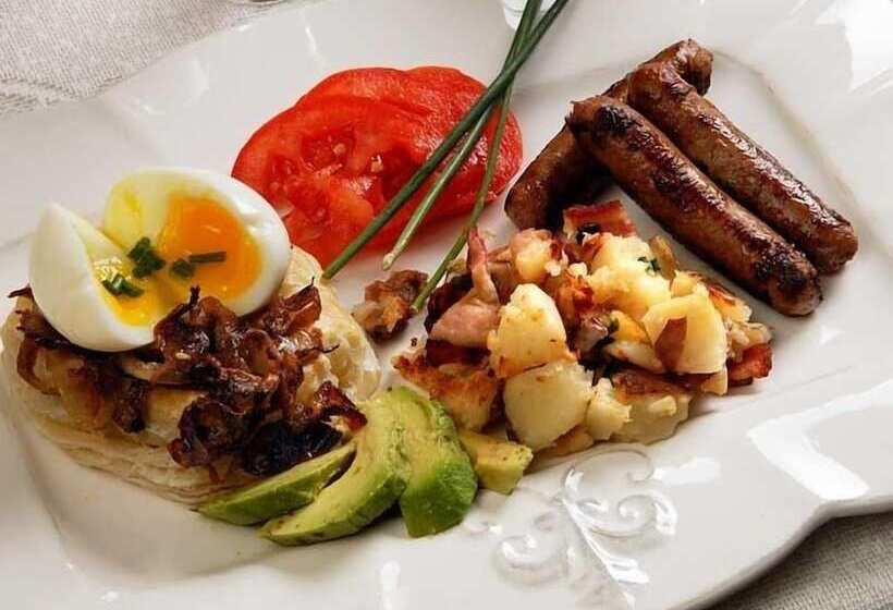 Fisher House Victoria Bed And Breakfast