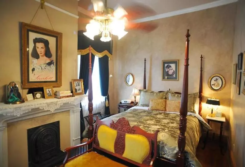 Hh Whitney House   A Bed & Breakfast On The Historic Esplanade