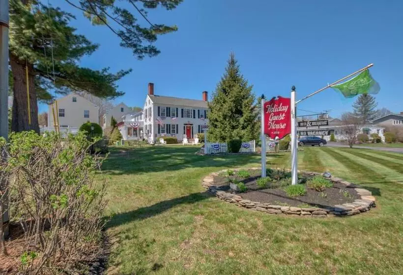 Holiday Guest House Bed & Breakfast