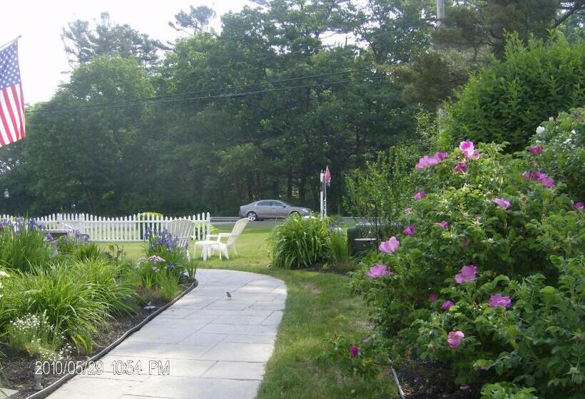 Holiday Guest House Bed & Breakfast