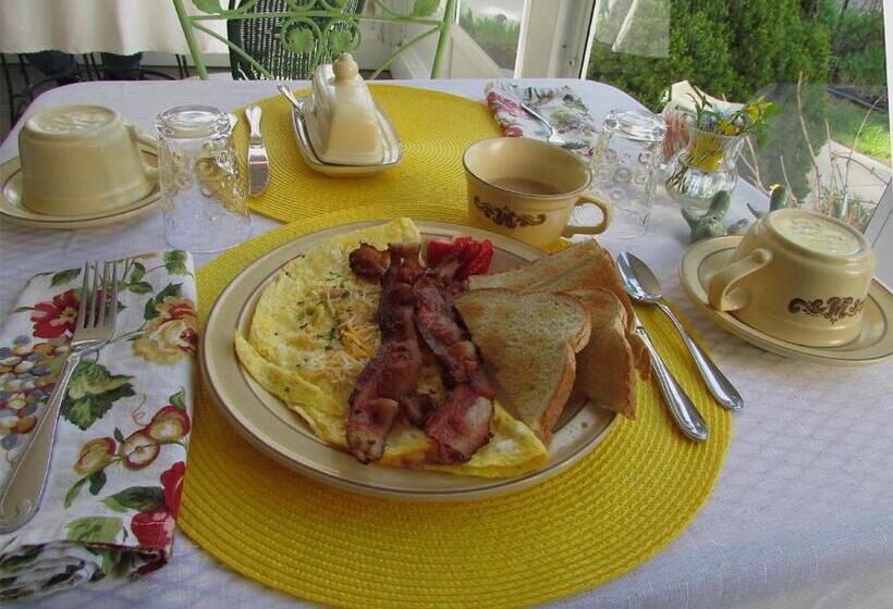 Holiday Guest House Bed & Breakfast