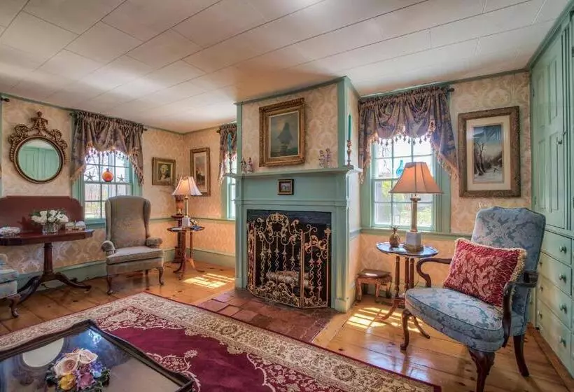 Holiday Guest House Bed & Breakfast