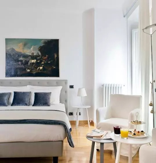 مسافرخانه Garibaldi Suites Piazza Di Spagna