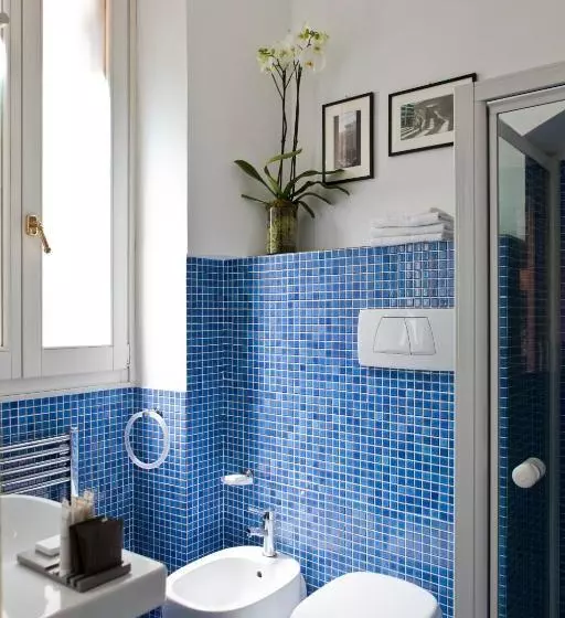 مسافرخانه Garibaldi Suites Piazza Di Spagna