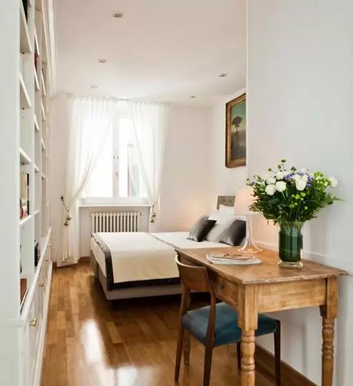 مسافرخانه Garibaldi Suites Piazza Di Spagna
