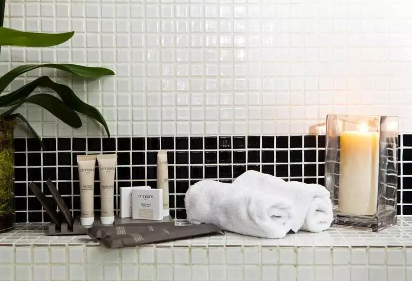 مسافرخانه Garibaldi Suites Piazza Di Spagna