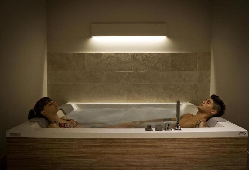 Hotel A.roma Lifestyle