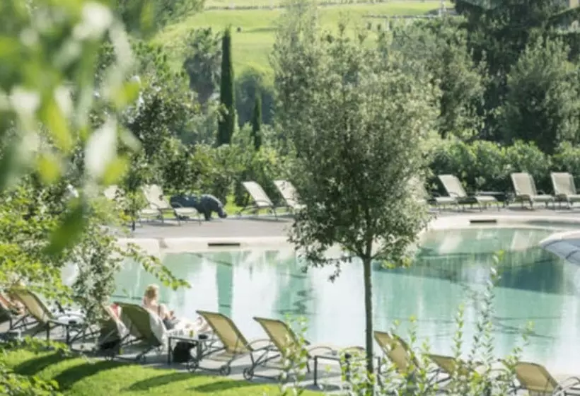 هتل A.roma Lifestyle