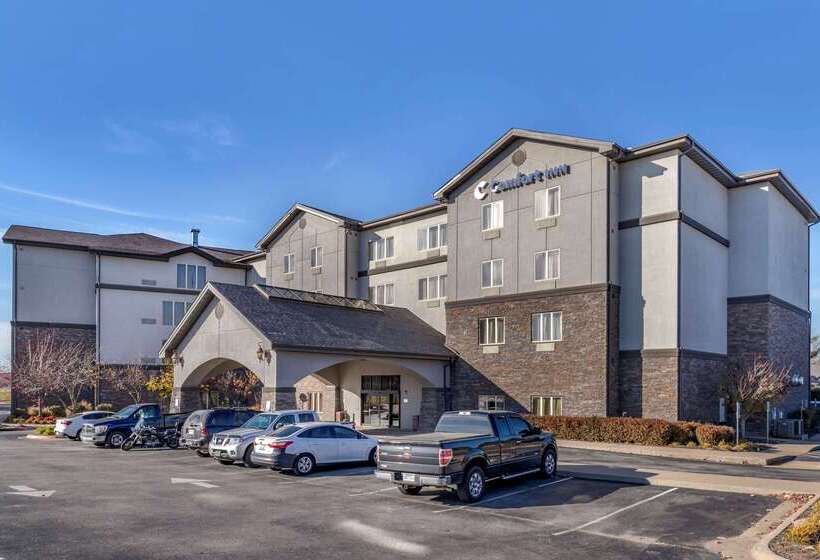 Отель Comfort Inn Bentonville  Crystal Bridges