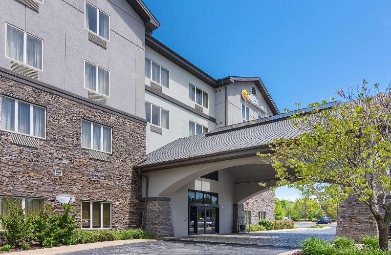Отель Comfort Inn Bentonville  Crystal Bridges