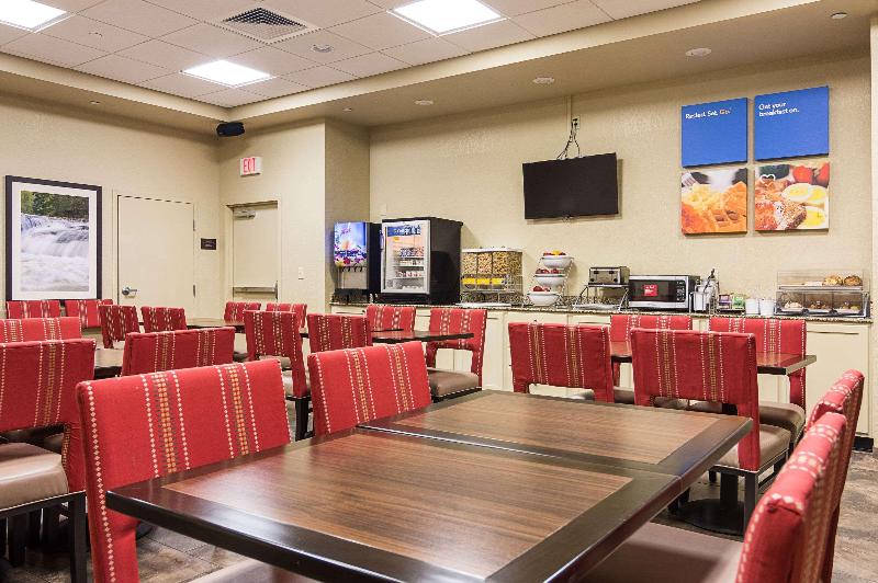 Отель Comfort Inn Bentonville  Crystal Bridges