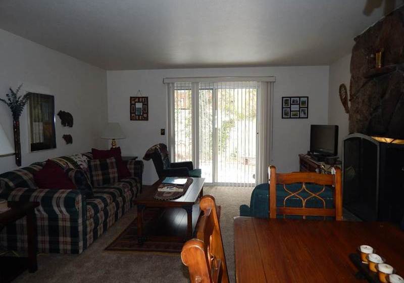 فندق Hideaway Village