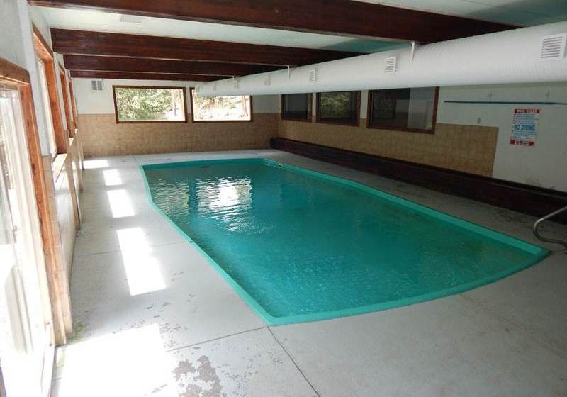 فندق Hideaway Village