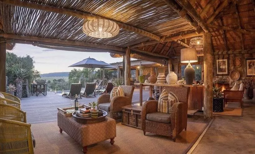 فندق Hillsnek Safari Camp Amakhala Game Reserve