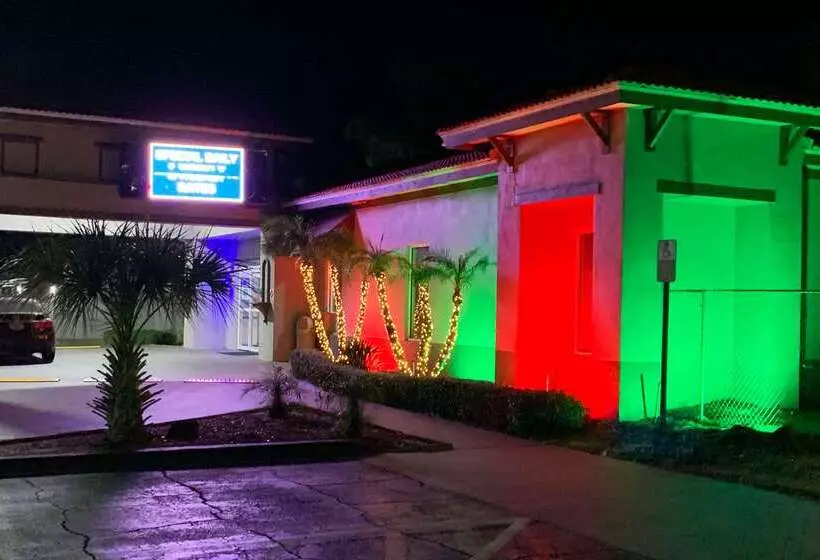 호텔 Rodeway Inn Sun City Center