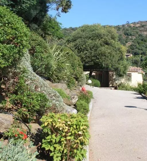 Hotel Résidence Goélia Le Domaine De La Pinède