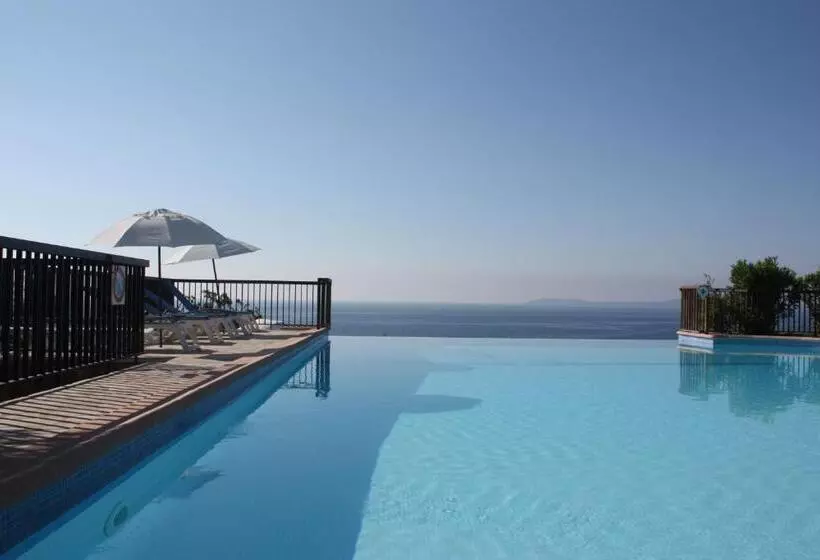 Hotel Résidence Goélia Le Domaine De La Pinède