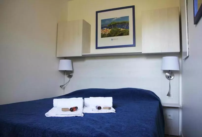 Hotel Résidence Goélia Le Domaine De La Pinède