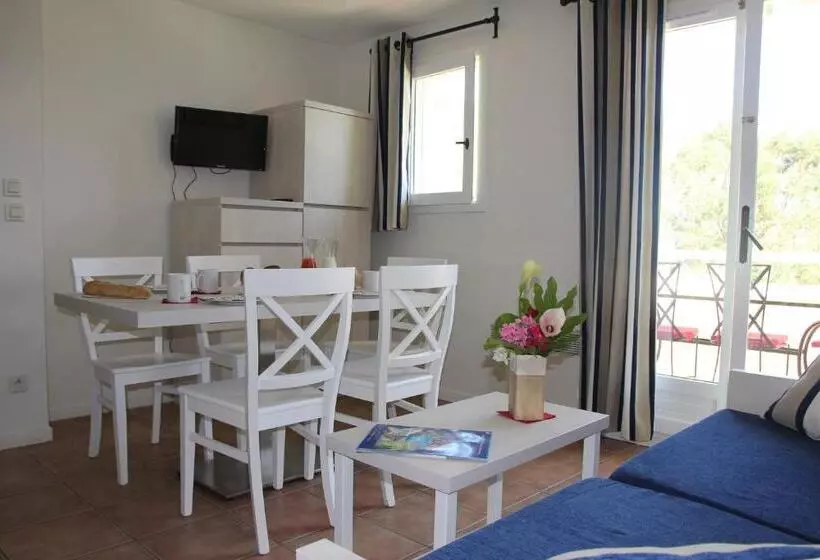 Hotel Résidence Goélia Le Domaine De La Pinède