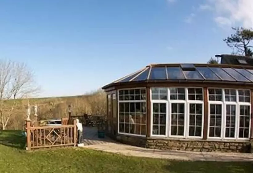 ホテル The Crooked Inn