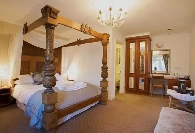 ホテル The Crooked Inn