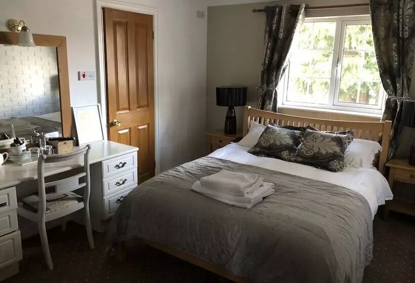 ホテル The Crooked Inn