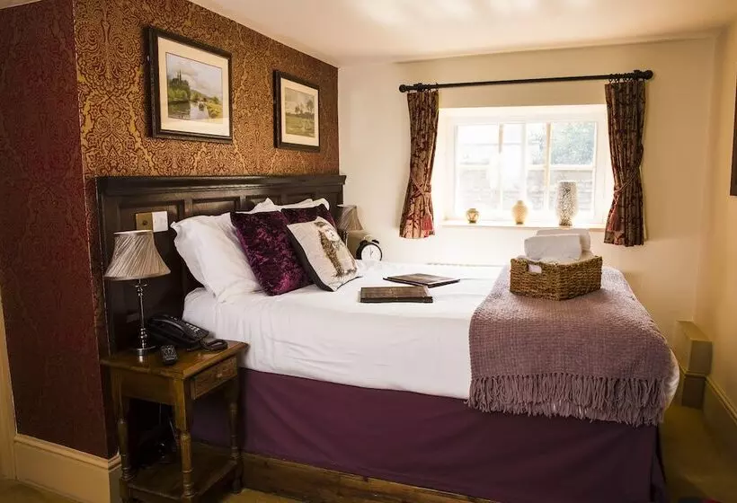 فندق The Crown At Marnhull