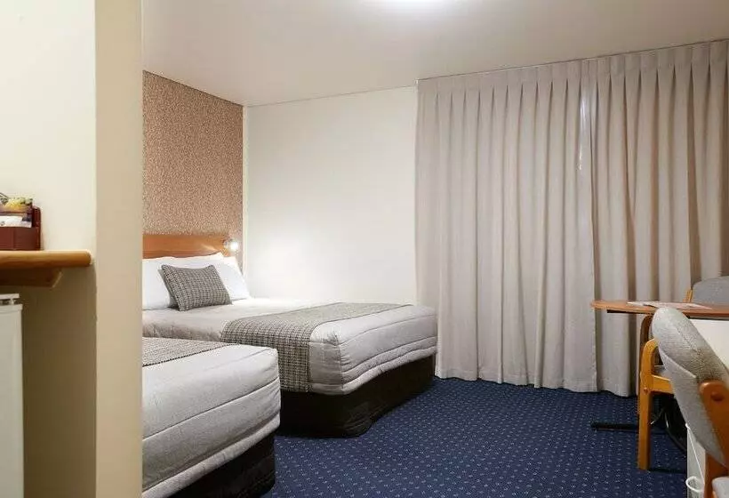 فندق Ventura Inn & Suites Hamilton