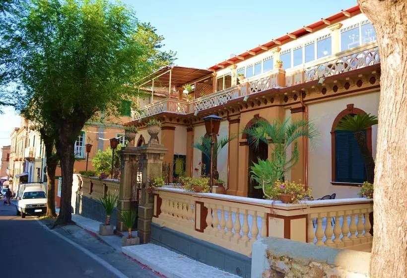 Отель Villa Antica Tropea
