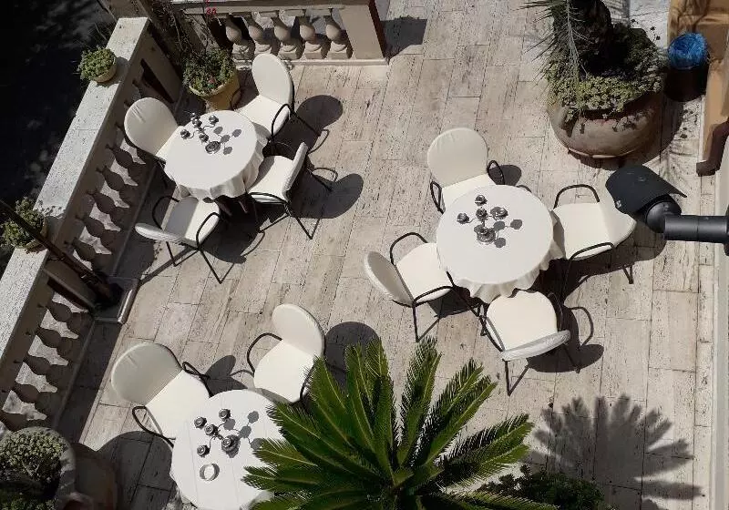 Отель Villa Antica Tropea