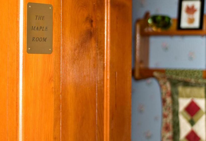 Lindsay House Bed And Breakfast