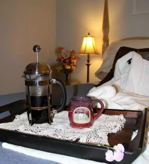 Lindsay House Bed And Breakfast