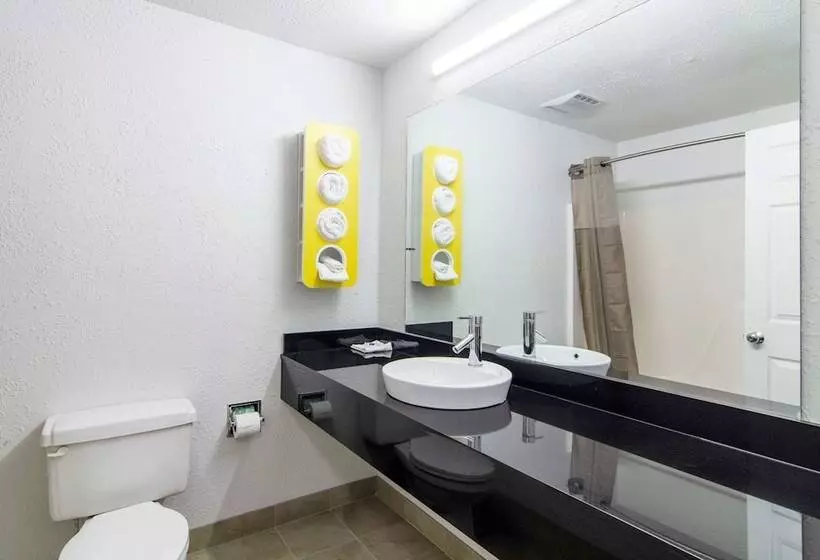 Motel 6 Moss Point, Ms