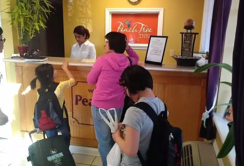 מוטל Peach Tree Inn