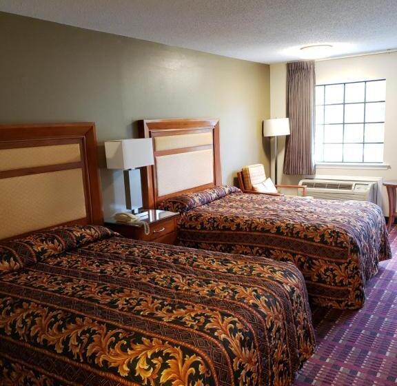 فندق على الطريق Peach Tree Inn