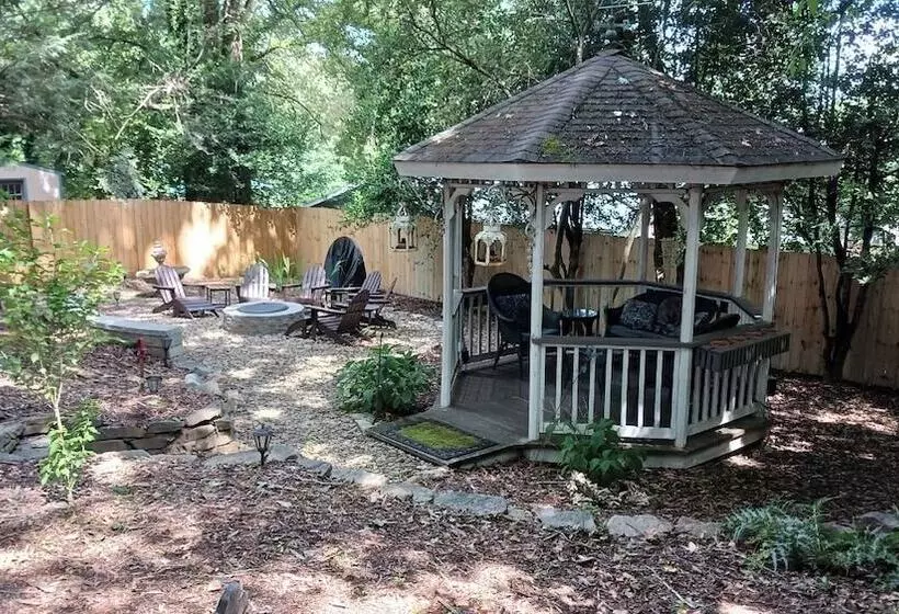 North Lodge Bed & Breakfast