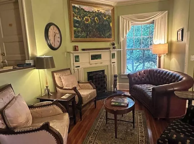 North Lodge Bed & Breakfast