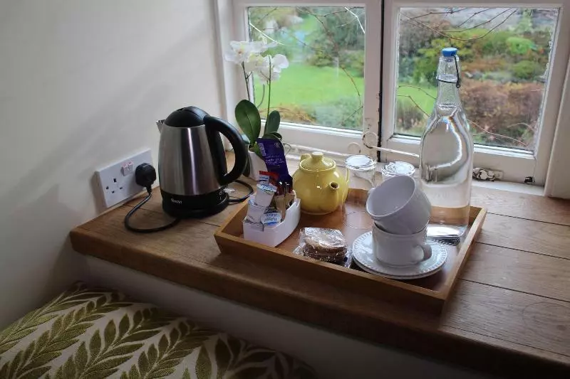 Majatalo Dolgun Uchaf Historic B&b And Self Catering Cottages In Snowdonia