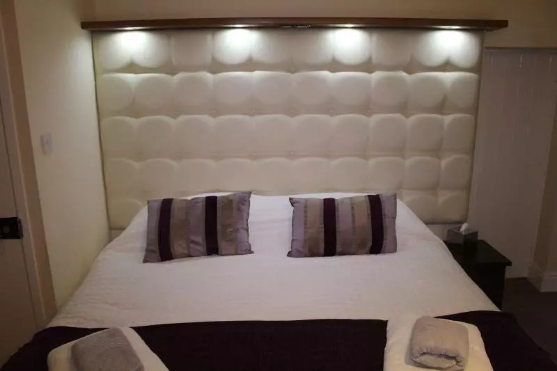 Majatalo Dolgun Uchaf Historic B&b And Self Catering Cottages In Snowdonia