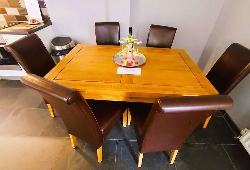 Majatalo Dolgun Uchaf Historic B&b And Self Catering Cottages In Snowdonia